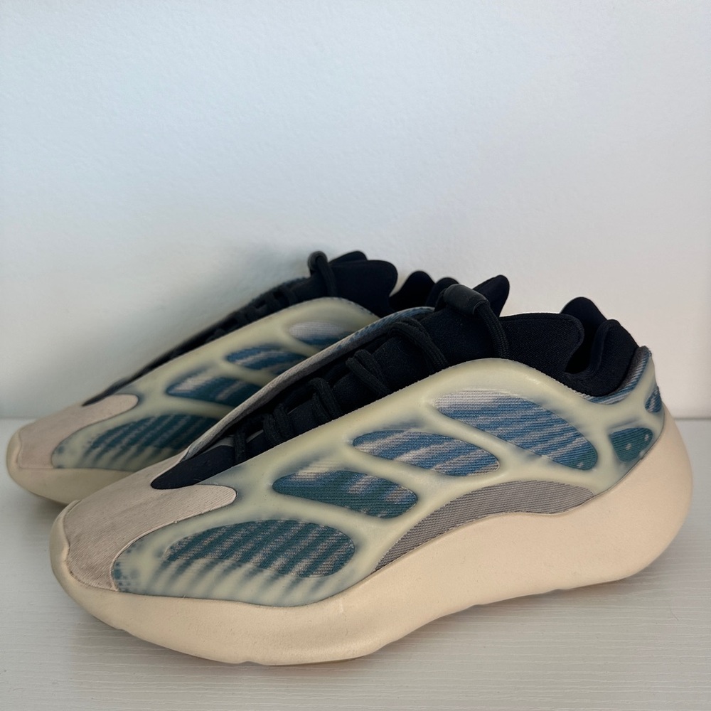 Adidas Yeezy 700 V3 Sneakers - Blue and Cream